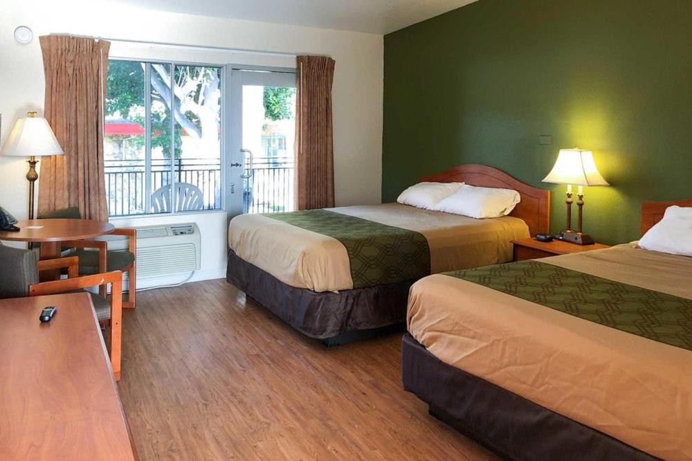 Garden Inn & Suites Oakland Airport 外观 照片